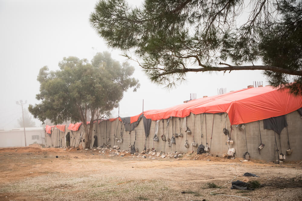 Solicitante de asilo morre em incêndio em centro de detenção na Líbia