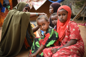 Quênia: após anúncio de fechamento do campo, refugiados em Dadaab dizem que retorno não é a solução