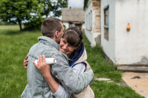 Apoio social ajuda pacientes a concluírem tratamento para tuberculoses graves na Ucrânia