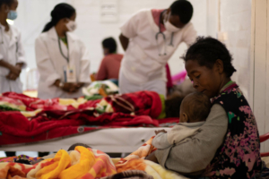 Centro de alimentação terapêutica da MSF para pacientes internados em Ambovombe, Madagascar.