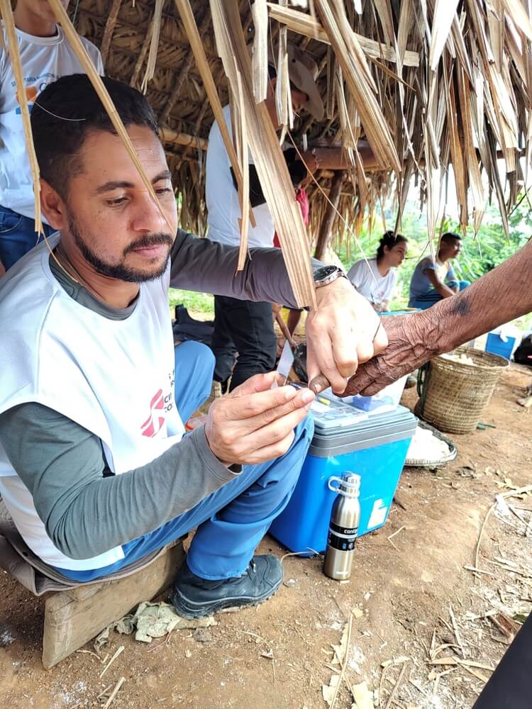 MSF responde a um aumento de casos de malária no território indígena yanomami