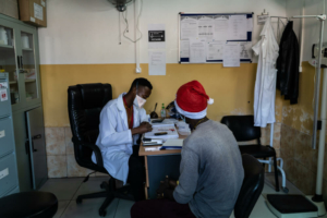 O centro de acolhimento da Mafalala, em Maputo, onde pessoas que usam drogas podem receber cuidados médicos, aconselhamento e serviços sociais básicos.