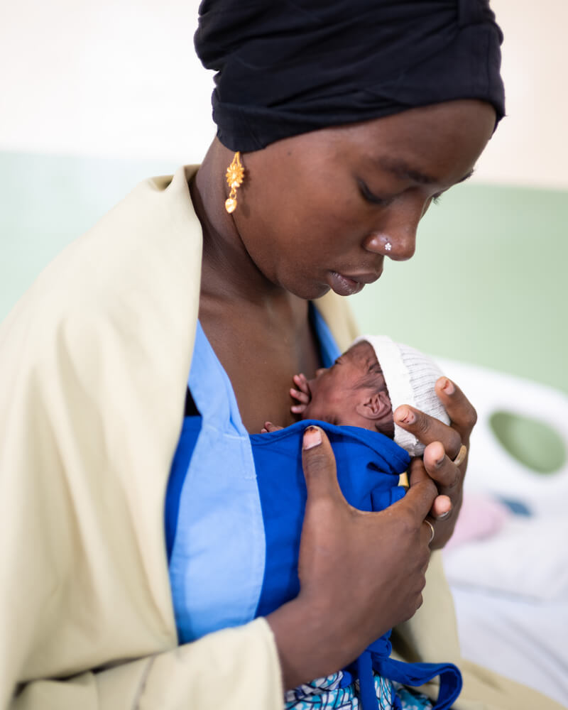 Saúde materna e neonatal na maternidade da MSF em Maiduguri, no Nordeste da Nigéria.