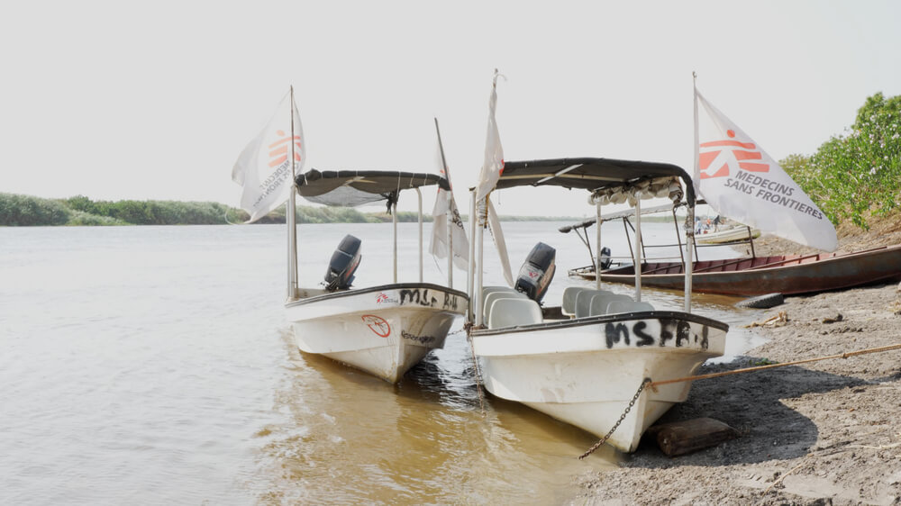 Em janeiro, os barcos da MSF que transportavam equipas e pacientes em Ulang, Sudão do Sul, foram atacados.