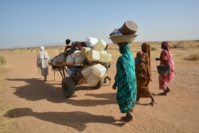 Pessoas deslocadas internamente em Tawila, Darfur Norte, no Sudão.
