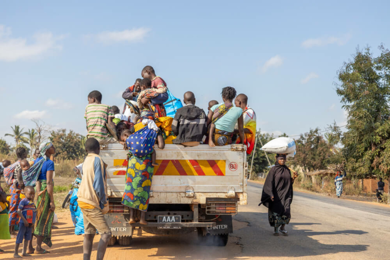 A província de Cabo Delgado, no Norte de Moçambique, vive a maior vaga de deslocações registada desde fevereiro de 2024