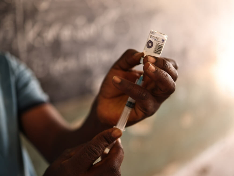 Vacinas salvam vidas