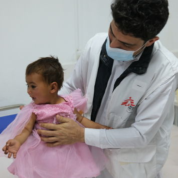 © Tom Casey/MSF