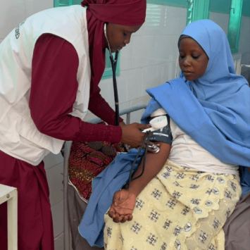 MSF presta cuidados de saúde materna no Níger