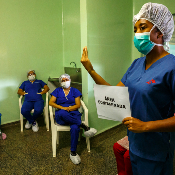 Enfermeira de MSF relata como está sendo atuar contra a COVID-19 no Brasil
