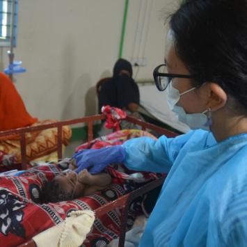 Cuidados interrompidos: enfrentando a COVID-19 em Bangladesh