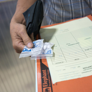 Hepatite C: MSF garante tratamento a preço reduzido com medicamentos genéricos