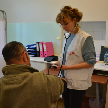 Grécia: situação degradante para solicitantes de asilo em Lesbos