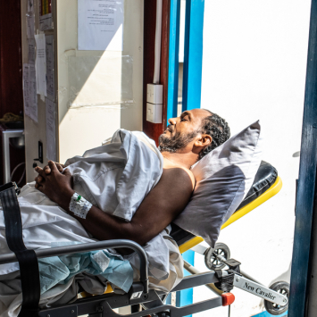 A epidemiologista finlandesa Marissa está no Iêmen, onde anos de conflito tiveram um impacto devastador no sistema de saúde