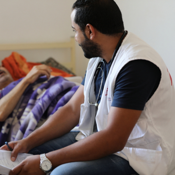 Jordânia: tratando pacientes em casa em Irbid