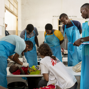Centro MSF de Tratamento de Cólera em Mar Azul, Beira, Moçambique
