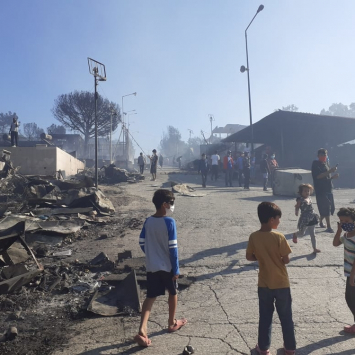 5 ocasiões em que MSF alertou sobre a vulnerabilidade de Moria antes do incêndio