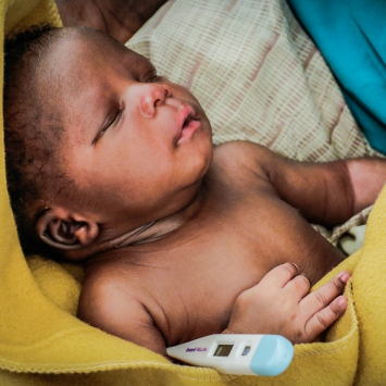 A médica Hayes Wong fala sobre um pequeno paciente que atendeu no Sudão do Sul