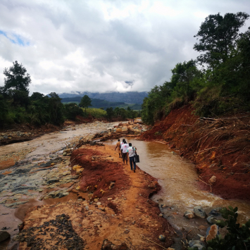 Ciclone Idai, Zimbábue: os primeiros seis dias