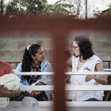 Por um tratamento digno e de qualidade para as sobreviventes de violência sexual