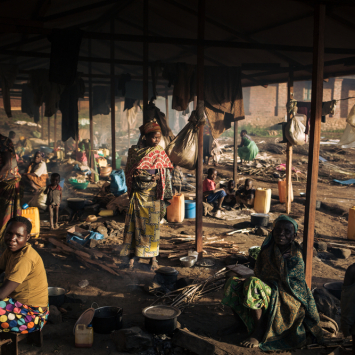 Ituri, República Democrática do Congo: centenas de milhares de pessoas afetadas pelo conflito precisam urgentemente de assistência