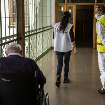 Longe da nossa vista, mas não longe dos nossos pensamentos