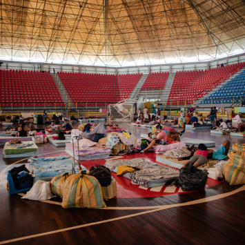 MSF fornece cuidados de higiene para venezuelanos em quarentena após voltarem ao país
