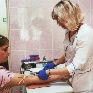 Um exemplo de como a hepatite C pode ser efetivamente tratada em pacientes HIV-positivo