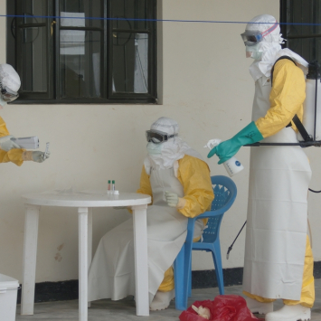 Resposta de MSF a surto de Marburg que ocorreu em Uganda em 2012.