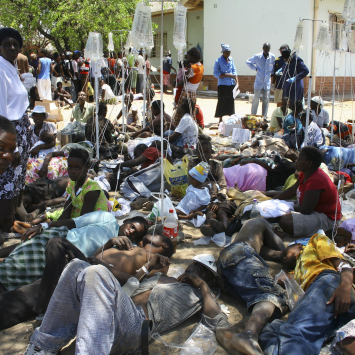 Zimbábue enfrenta o pior surto de cólera dos últimos anos. Segundo a OMS, mais de 2.700 pessoas já morreram em consequência da epidemia. Número de infectados já chegou aos 50 mil. Foto: Joanna Stavrop